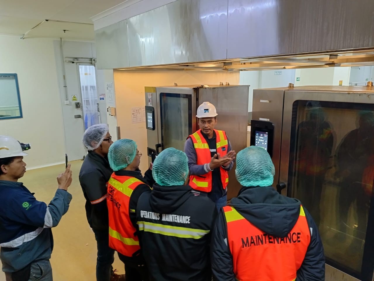 Mastrada Delivers 26 Convotherm 20.20 Ovens to PT Freeport, Setting New Standards in Remote Kitchen Solutions